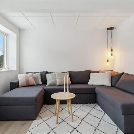 Cosy House Near Forest Apartment *