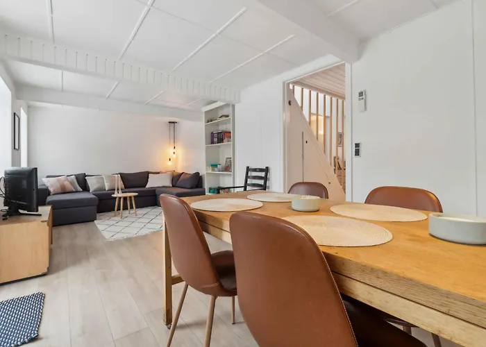 Apartment Cosy House Near Forest