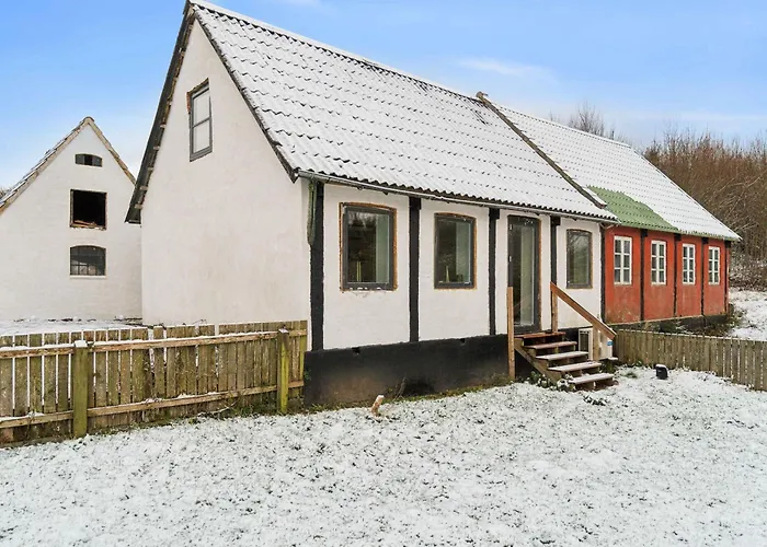 Cosy House Near Forest * Rønne