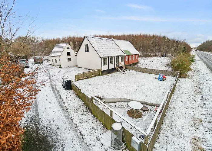 Cosy House Near Forest Rønne